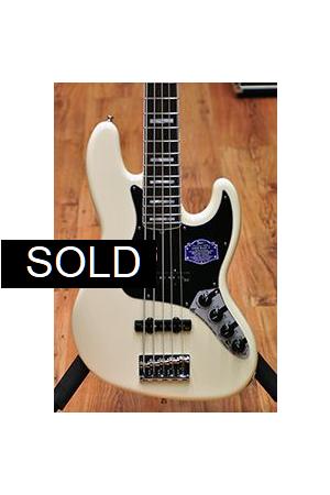 Fender American Deluxe Jazz Bass V Olympic White RW Fender American Deluxe Jazz Bass V Olympic White RW